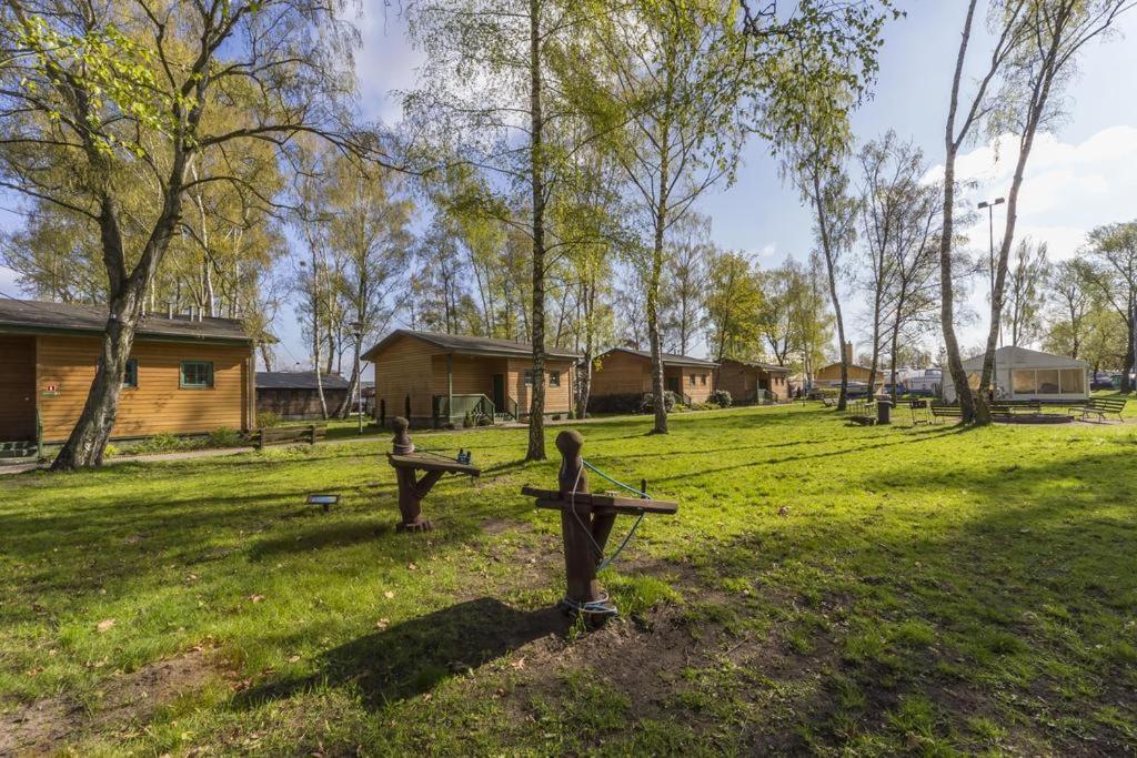 Centrum Zeglarskie Domki Kempingowe Stettino Esterno foto