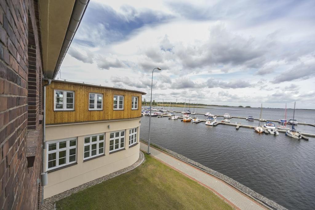 Centrum Zeglarskie Domki Kempingowe Stettino Esterno foto