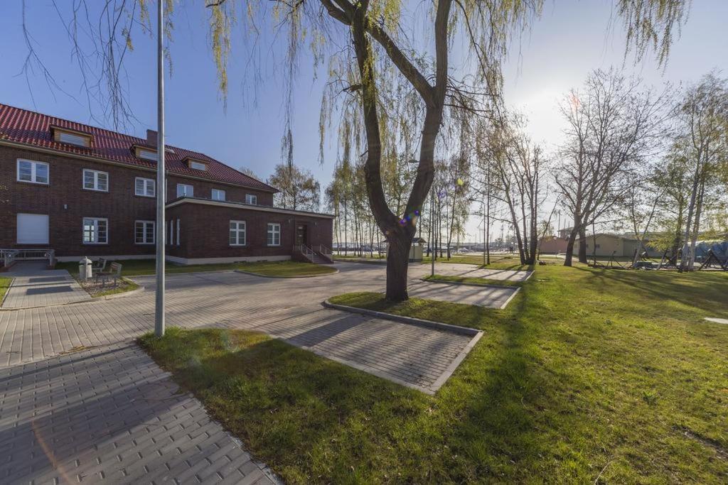 Centrum Zeglarskie Domki Kempingowe Stettino Esterno foto